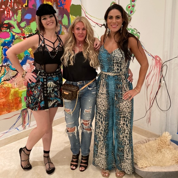 Meet Pinky - Picture 5 of 16